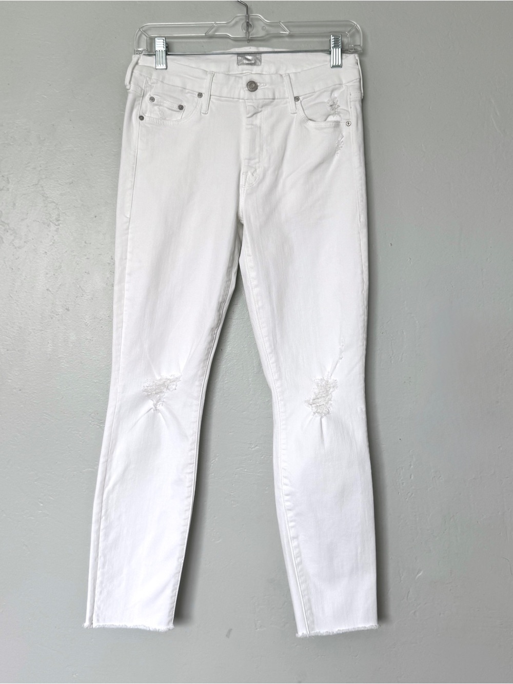 MOTHER Looker Ankle Fray Distressed Jeans in White Size 26